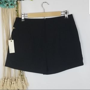 Have Shorts - Have brand shorts
NWT
boutique
High wasited shorts Have Shorts - Have brand shorts
NWT
boutique
High wasited shorts